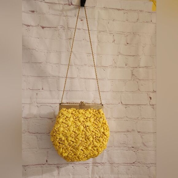 Vtg. Mint '60's Morris Moskowitz Yellow Crocheted Satin Gold Frame Chain Handbag - Picture 5 of 9